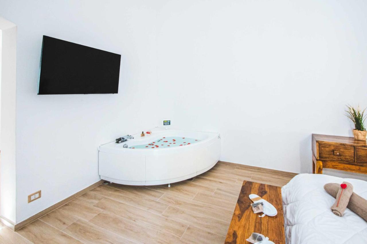 Cas358 Luxury Suite Bari Dış mekan fotoğraf