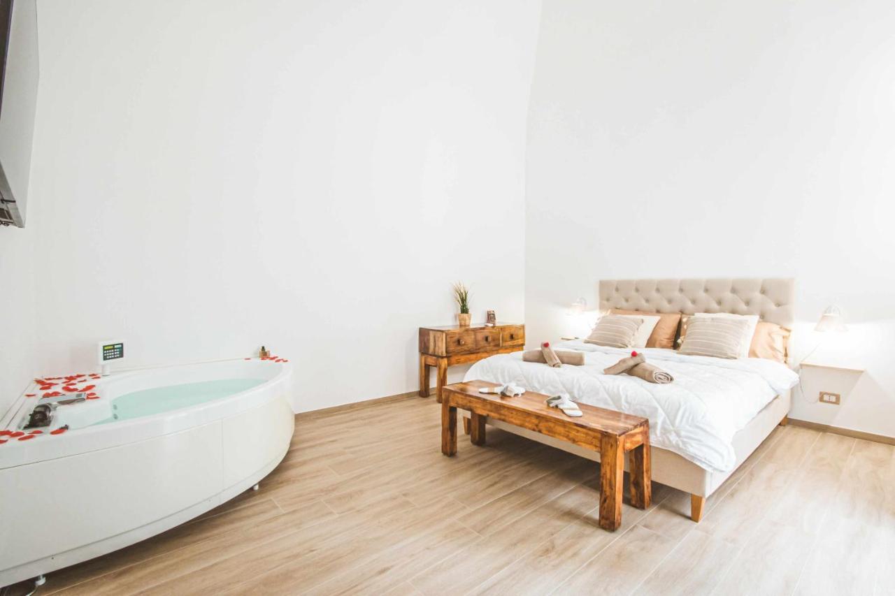 Cas358 Luxury Suite Bari Dış mekan fotoğraf