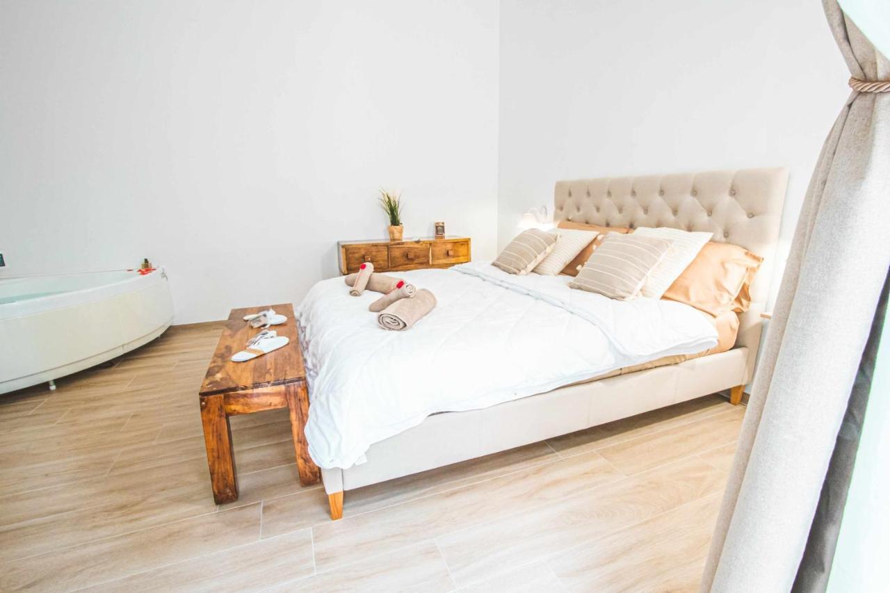 Cas358 Luxury Suite Bari Dış mekan fotoğraf